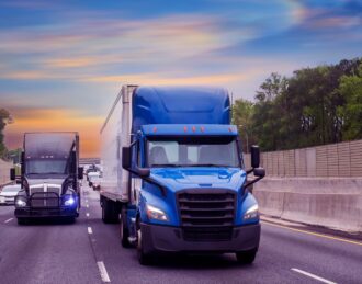 semi truck on way to a truck repair shop near me