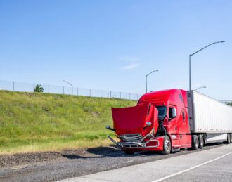 semi truck in need of a roadside truck repair near me